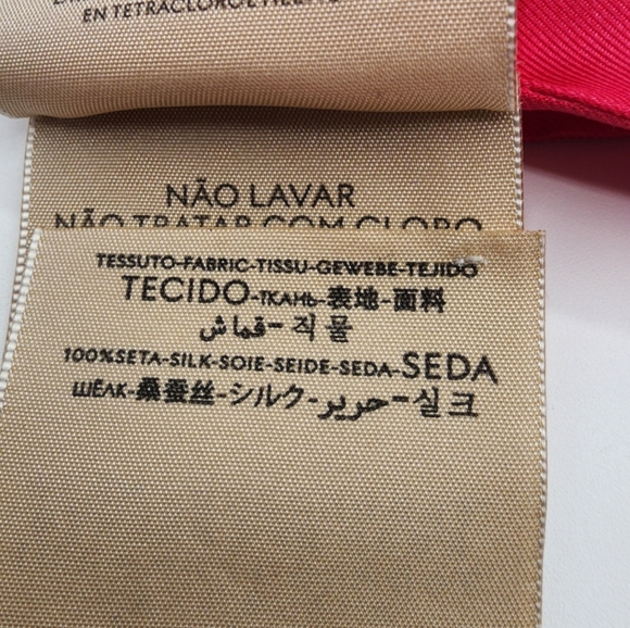 Gucci x Adidas Red & White Striped Silk Scarf NWT - Picture 8 of 9